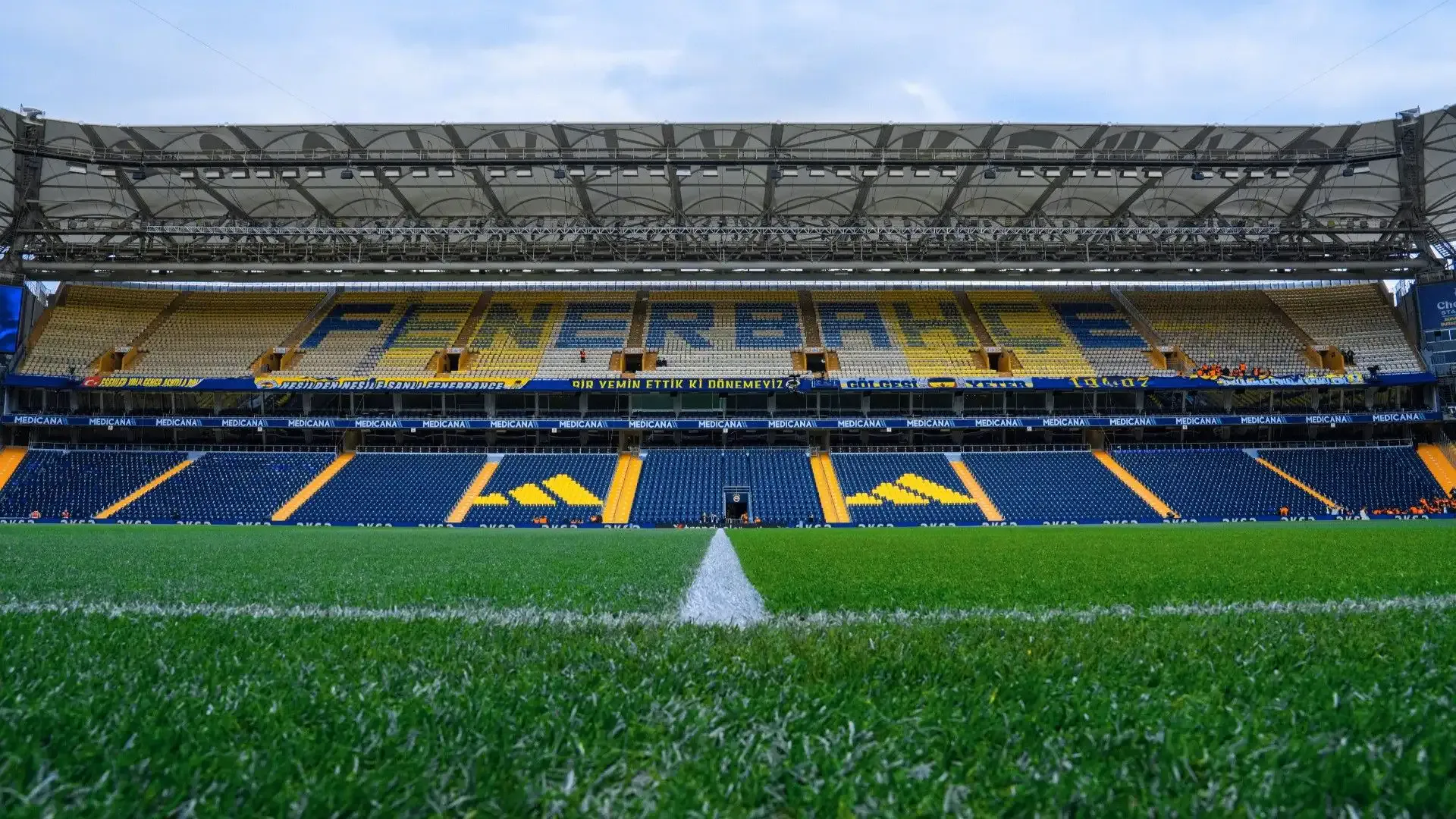 Fenerbahçe - Roma maçı öncesi operasyon! 5 gözaltı...