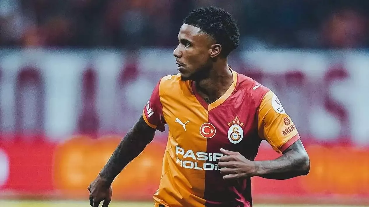 Ismail Jakobs'tan flaş karar! Veda etti...