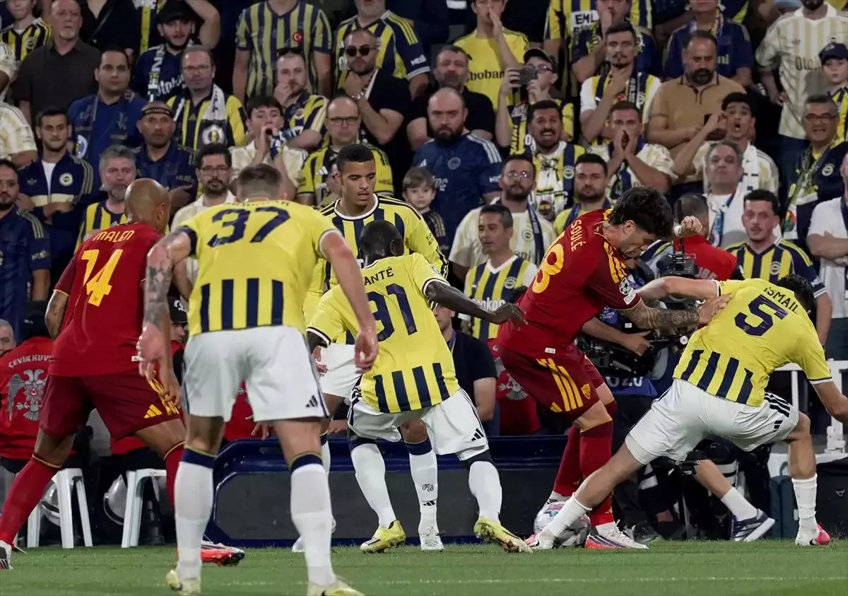 Fenerbahçe - Roma maçı