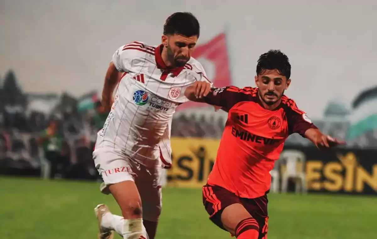 Ümraniyespor 1-2 Antalyaspor