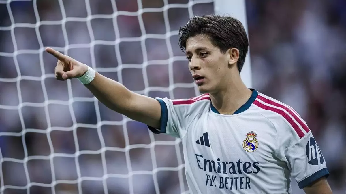 Real Madrid'den Arda Güler'e yeni sözleşme ve maaşına zam!