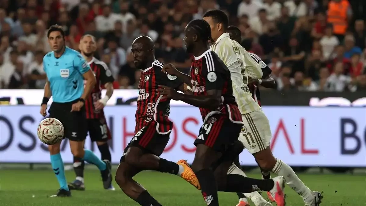 Fenerbahçe'yi durdurdular, maç sonu konuştular!