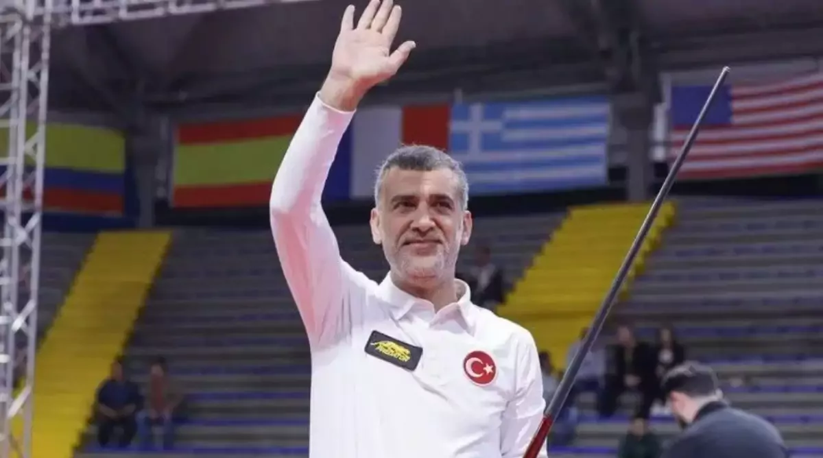 Milli bilardocu Tayfun Taşdemir, dünya üçüncüsü oldu