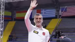 Milli bilardocu Tayfun Taşdemir, dünya üçüncüsü oldu