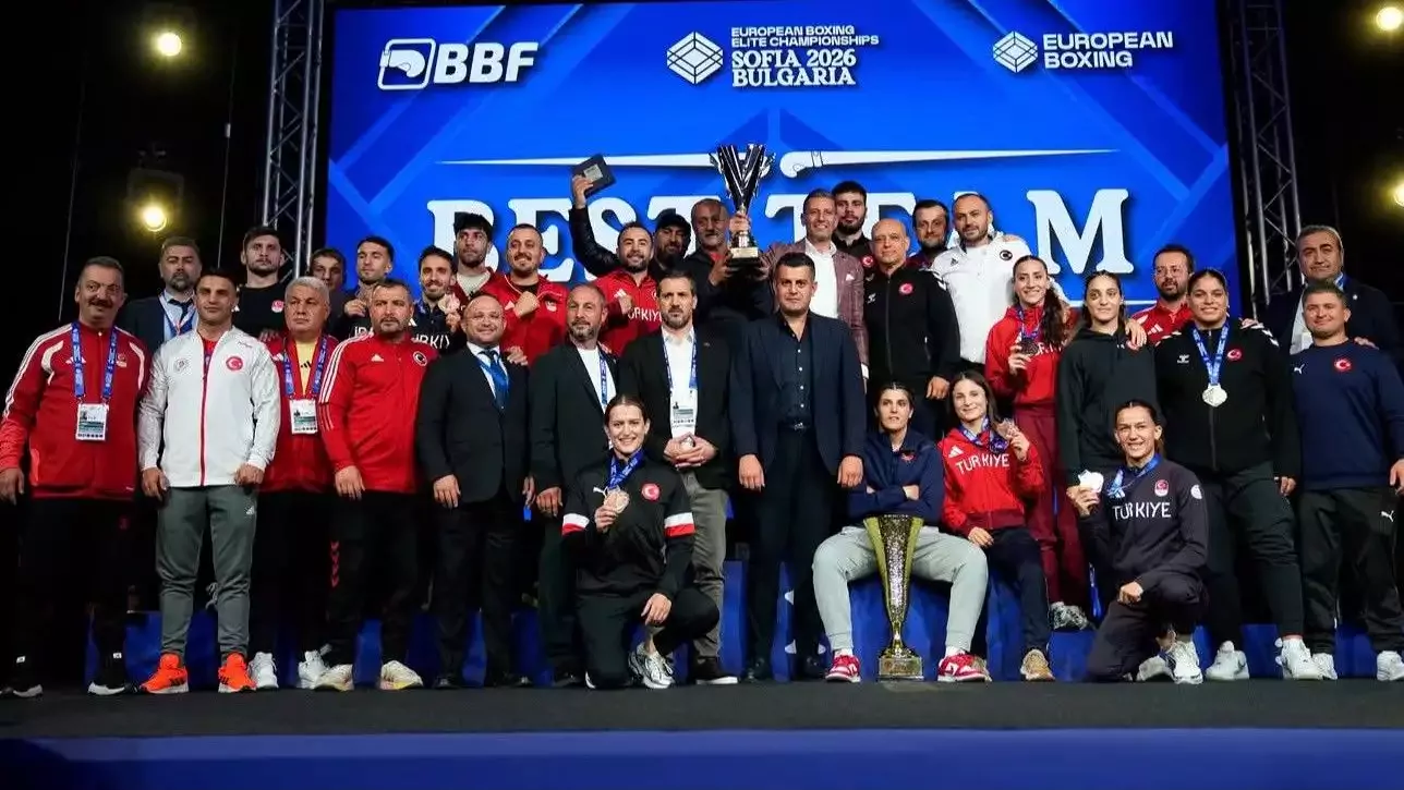 Fenerbahçeli boksörler Avrupa Şampiyonası'na damga vurdu!