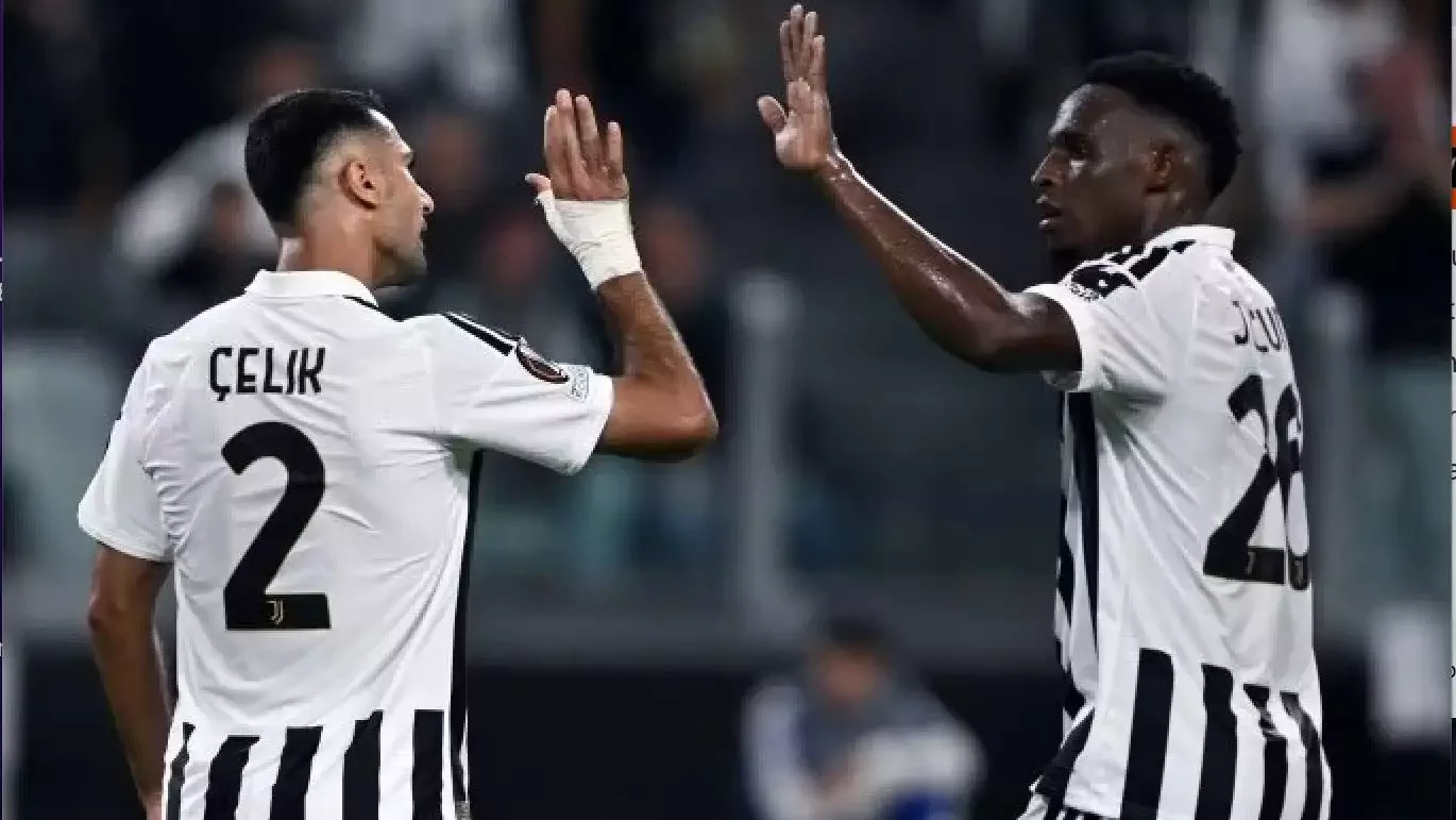 Juventus farklı kazandı: Zeki Çelik sahnede!