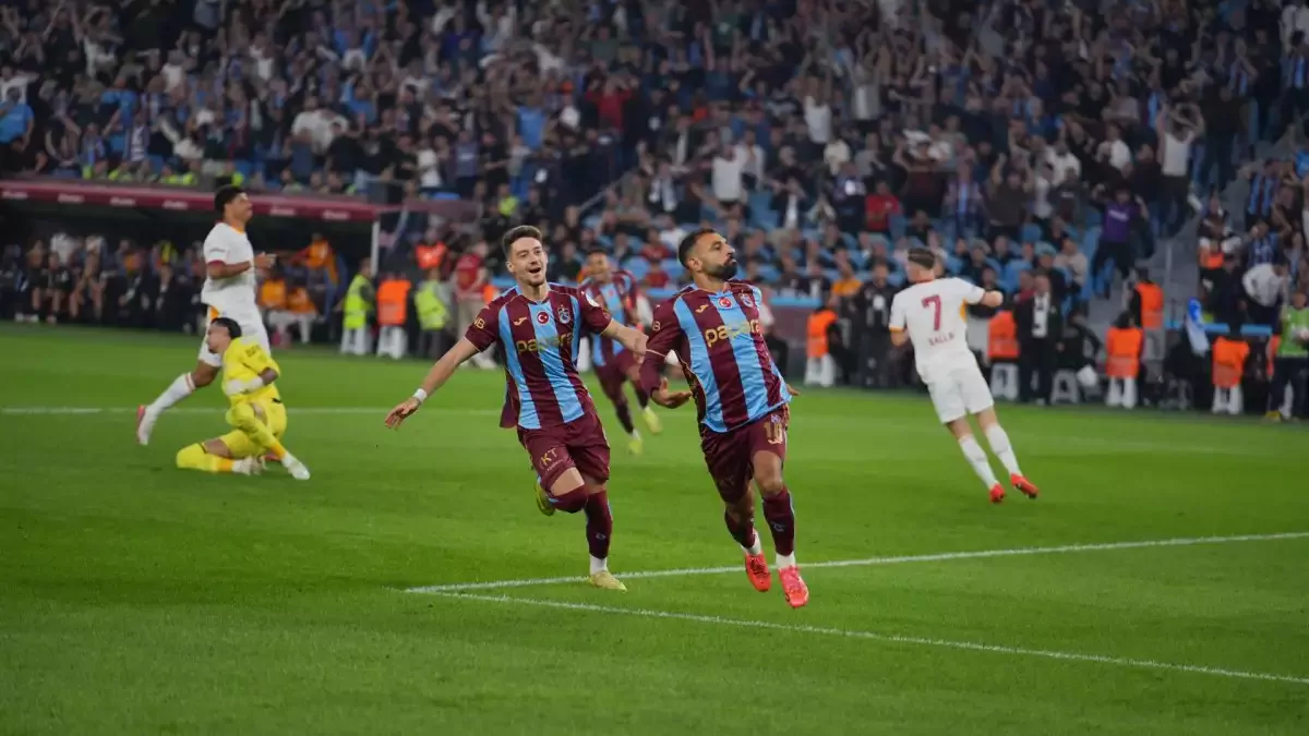 Yazarlardan Trabzonspor - Galatasaray derbisi yorumu: "Oyun yok, planlama yok, takım aynı, rakip analizi hiç yok"