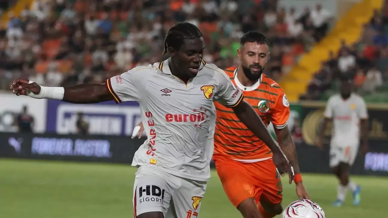 (YAZILI ÖZET) Alanyaspor - Göztepe Maç Sonucu: 2-2