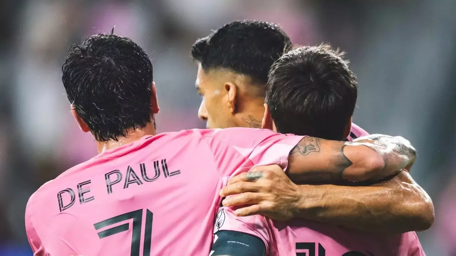 Lionel Messi'den müthiş frikik golü!