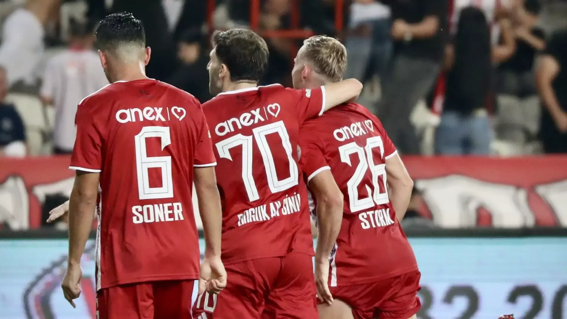 Nikola Storm, Antalyaspor’dan ayrıldı! İşte transfer ücreti…