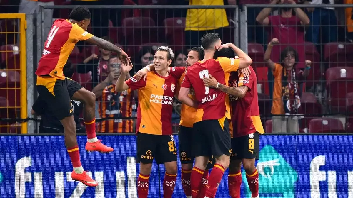 Galatasaraylı futbolcular