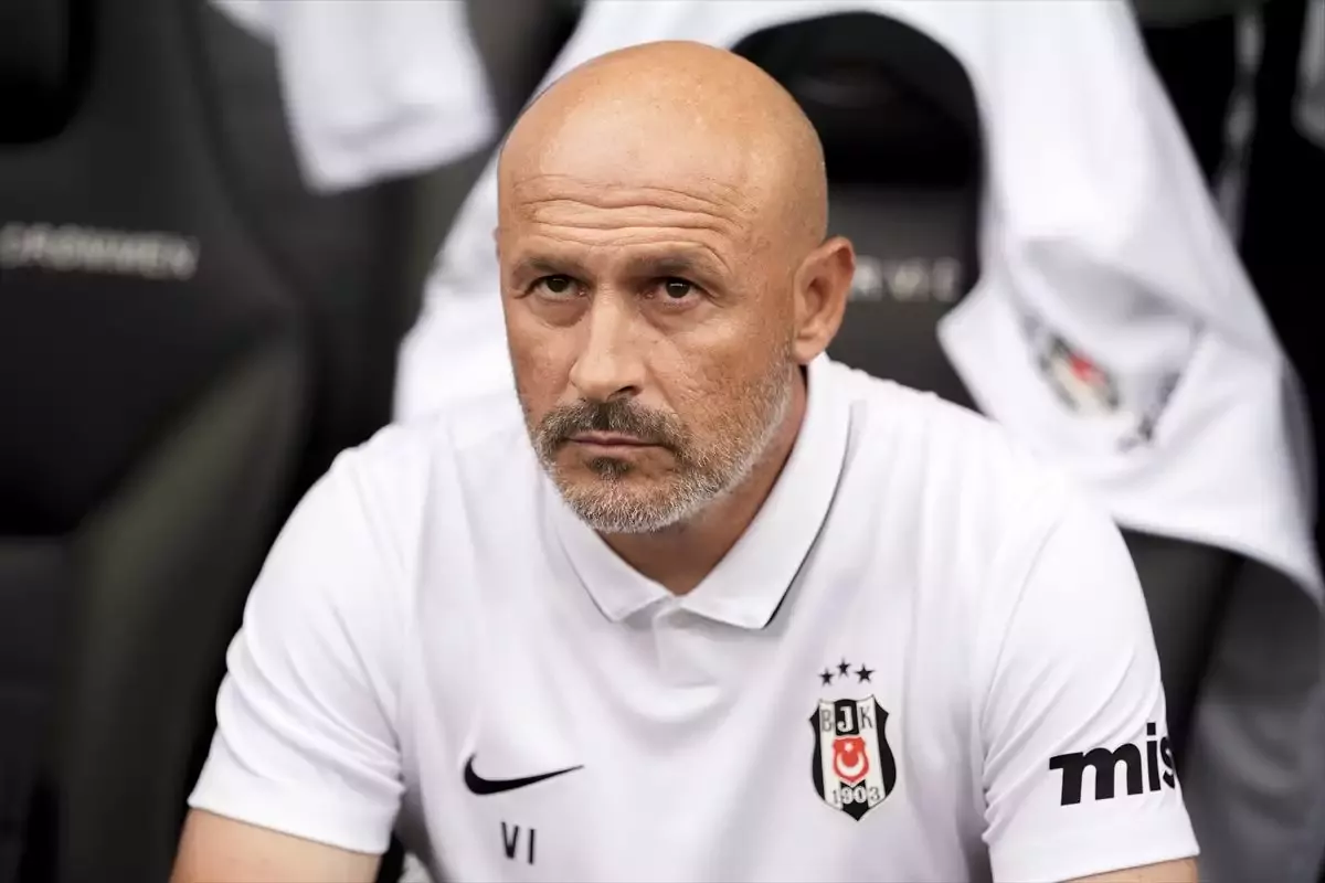 Beşiktaş'ta ara transferde ayrılık yaşanacak! Vincenzo Italiano, iki ismin bileti kesildi