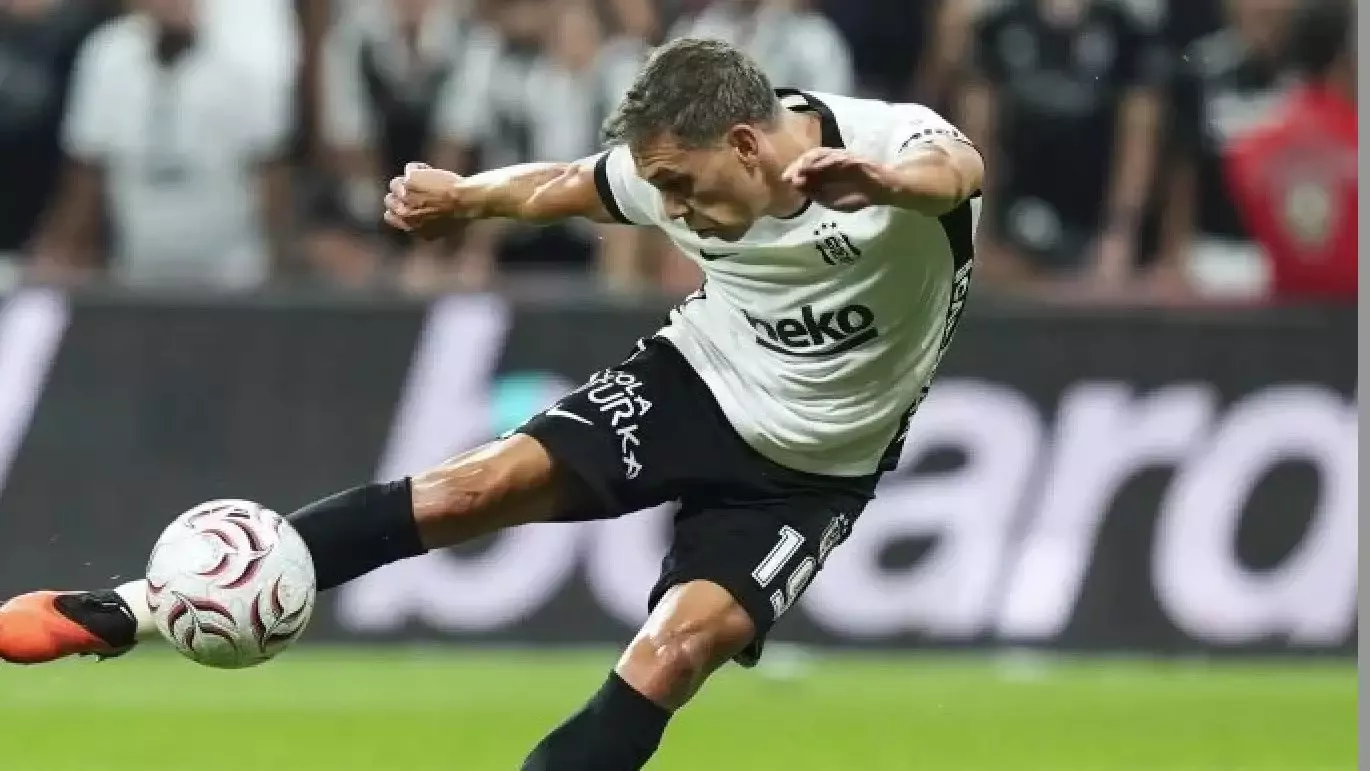 Leandro Trossard Beşiktaş’ta perdeyi açtı!