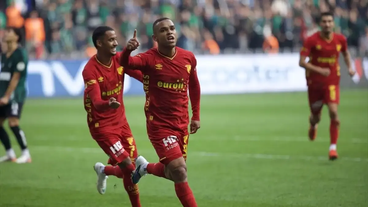 Kocaelispor-Göztepe: 1-2 (Maç sonucu-yazılı özet)