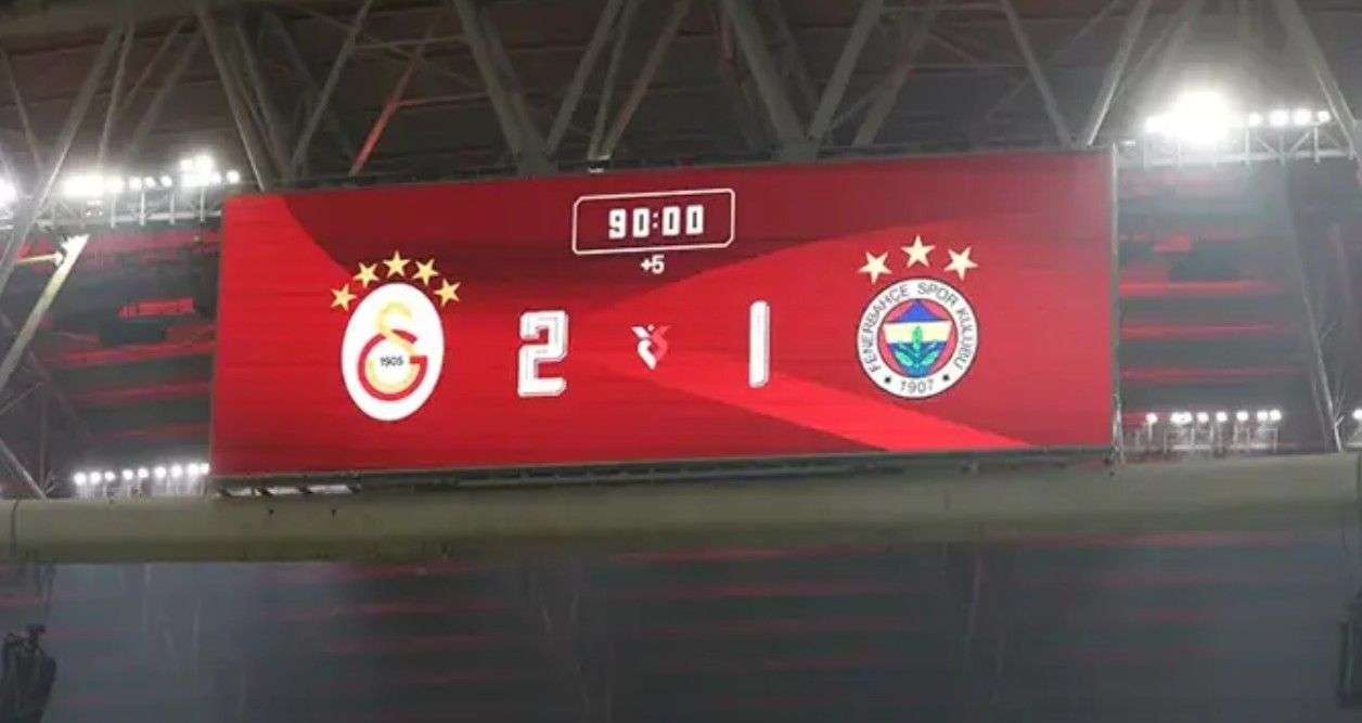 Galatasaray'a PFDK'den logo cezası