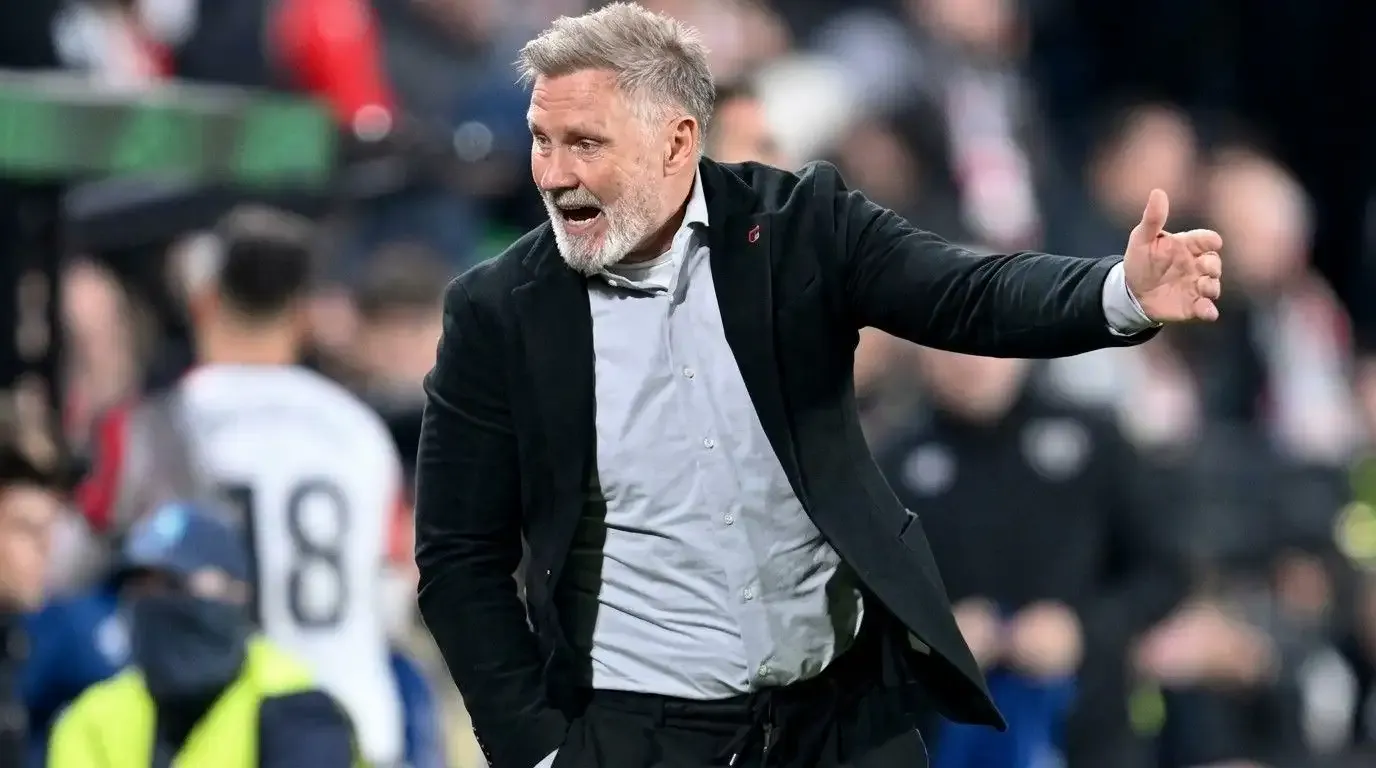 Samsunspor yönetimi, teknik direktör Thorsten Fink'in geleceğiyle ilgili kararını verdi