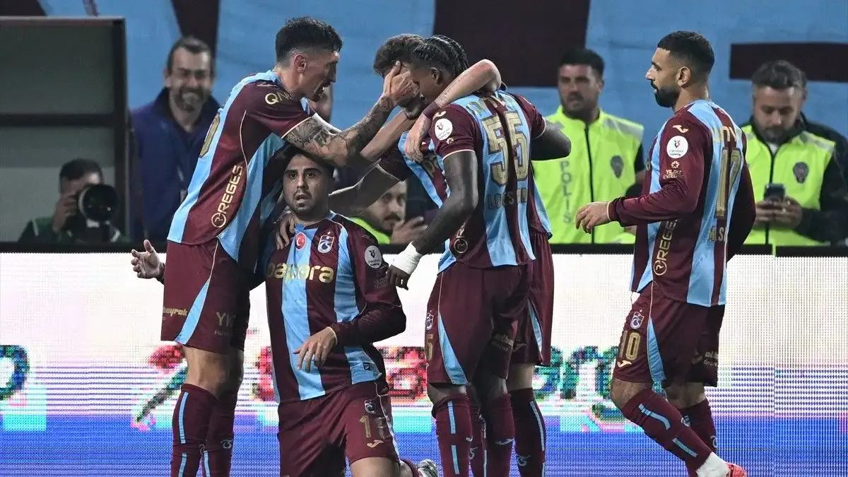 Trabzonspor 2-0 Beşiktaş: Fırtına derbide Kartal’ı devirdi!