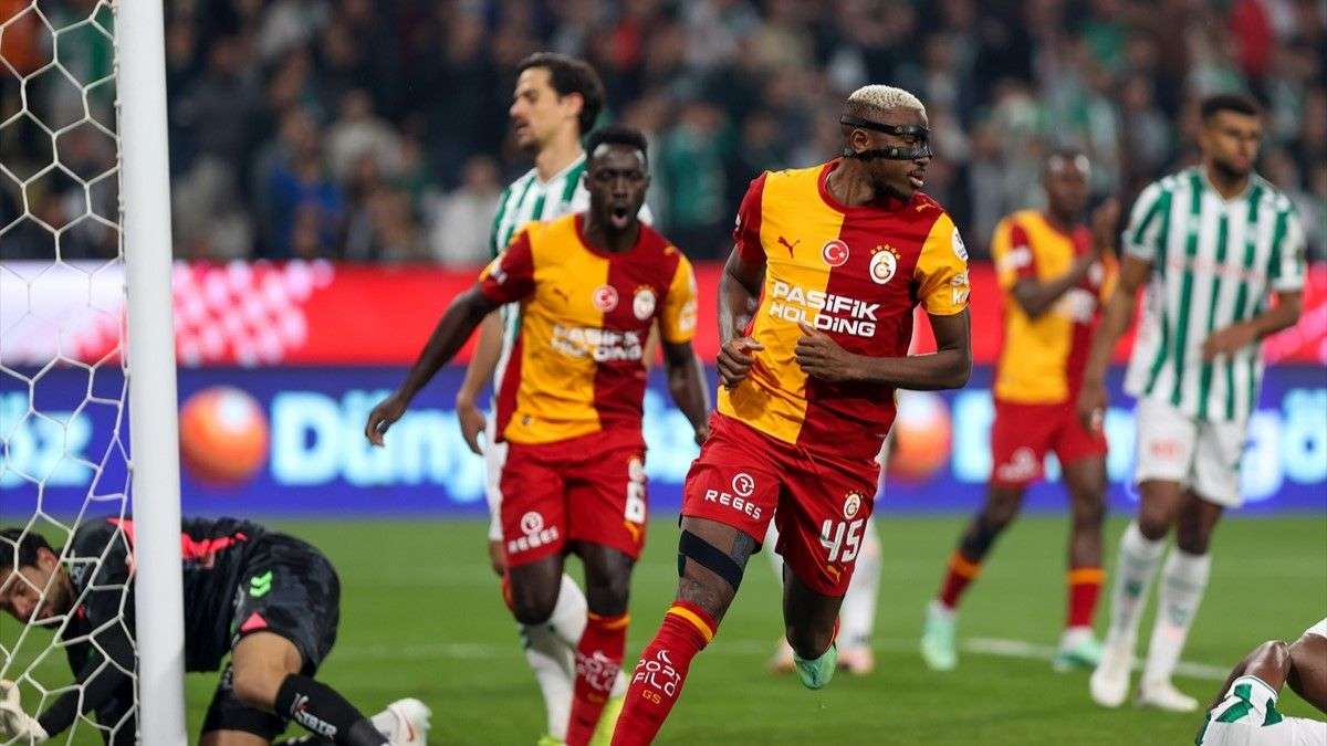 Konya'da Osimhen sahnede!
