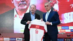 A Milli Takım'da Sergen Yalçın için imza töreni düzenlendi!
