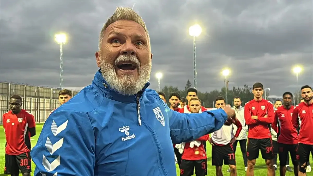 Thorsten Fink: "Bu genç takımın size ihtiyacı var"