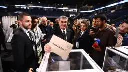 Beşiktaş Başkanı Serdal Adalı, oyunu kullandı