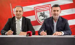 Samsunspor'da Nenad Bjelica imzayı attı