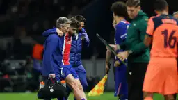 PSG'de Khvicha Kvaratskhelia sezonu kapattı: Ameliyat oluyor!