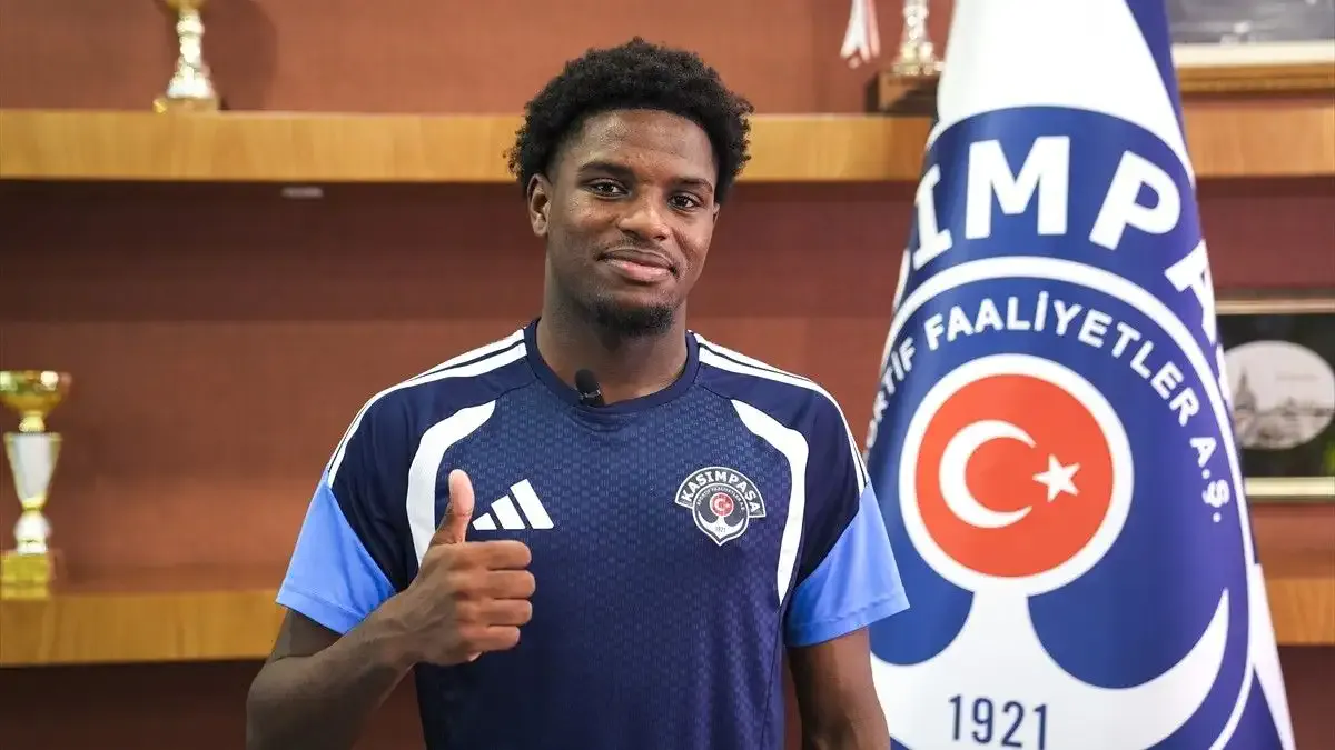 Elson Mendes: "Beni en çok zorlayan oyuncu Salah oldu!