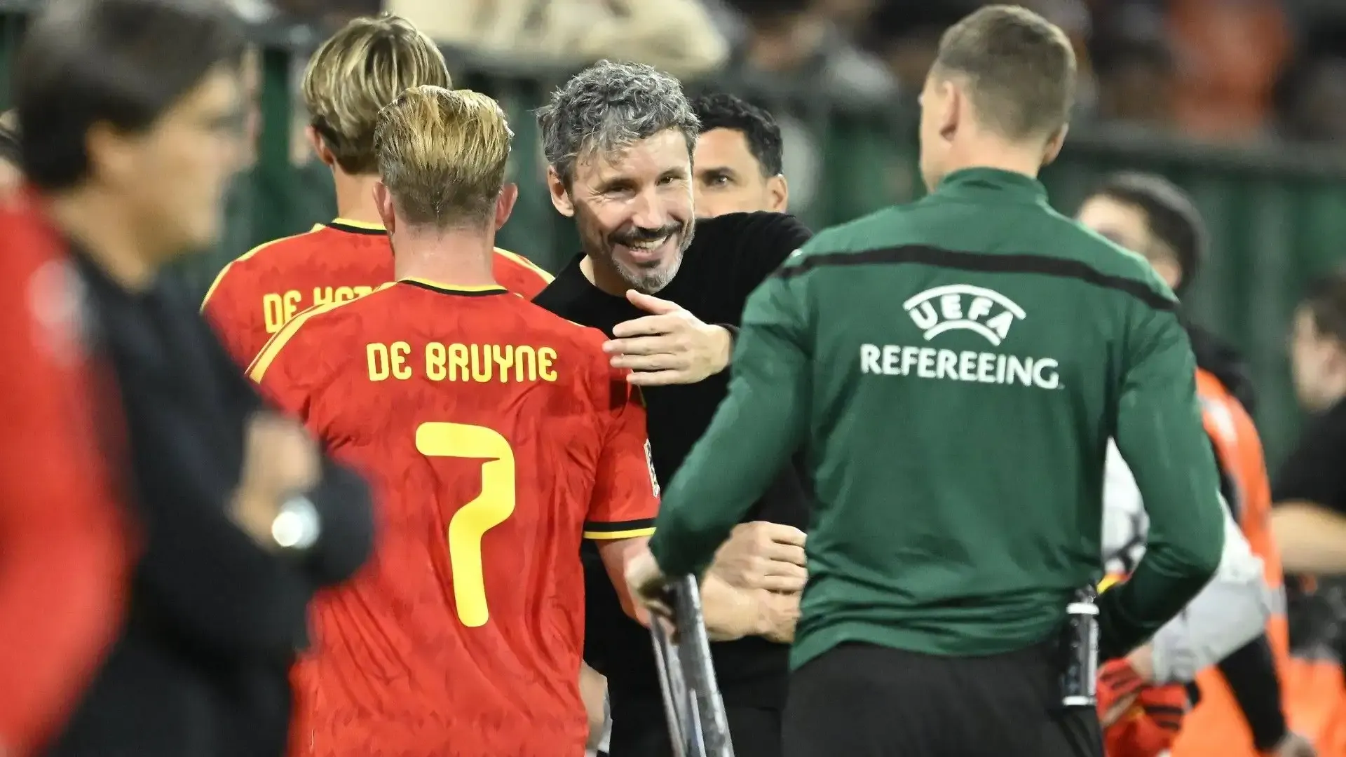Mark van Bommel'den Lukaku açıklaması! "Daha fazla süre almalı"