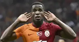 Wilfried Zaha'ya yıllık 10 milyon dolarlık sürpriz teklif