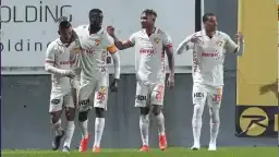 Göztepe Eyüpspor'u 4-0 yendi! Henrique'den Hat-Trick