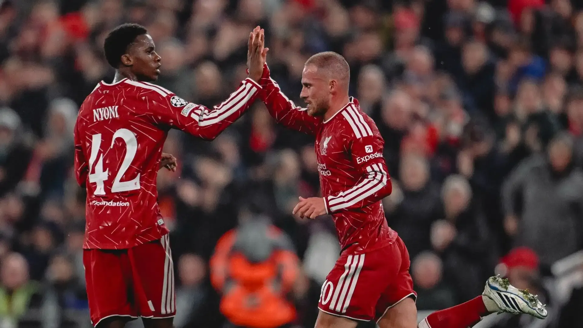 Anfield'da sürpriz yok! Liverpool geriden geldi