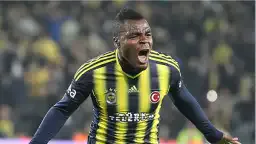 Emmanuel Emenike’den Fenerbahçe için şampiyonluk mesajı