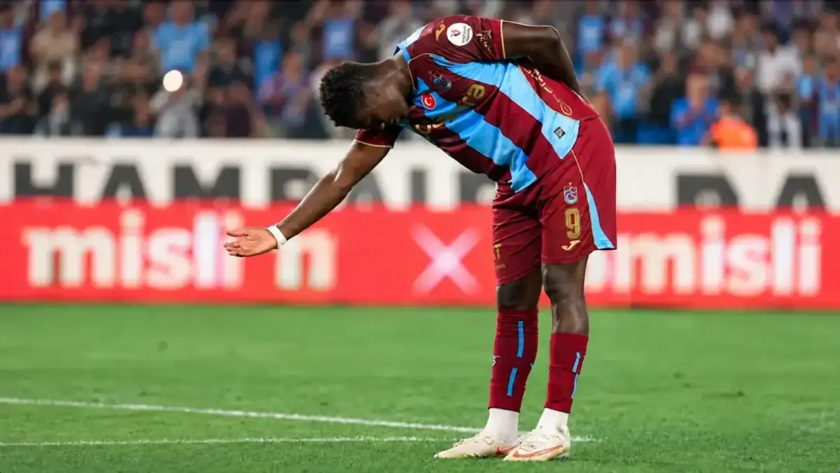 Onuachu’yu kulübeye gönderdi! Trabzonspor’un gol makinesi Avrupa’yı sallıyor