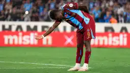 Onuachu’yu kulübeye gönderdi! Trabzonspor’un gol makinesi Avrupa’yı sallıyor
