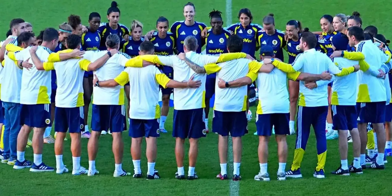 Fenerbahçe Kadın Futbol Takımı