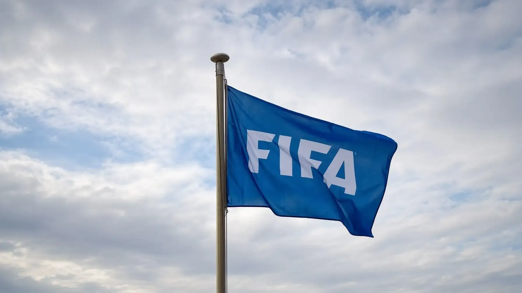 FIFA’dan 2 kulübe ceza!