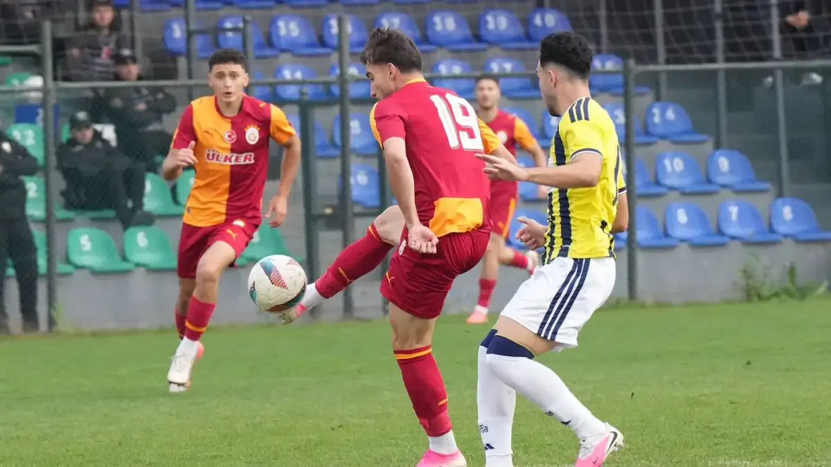 Galatasaray U19 - Fenerbahçe U19: 3-1 (Maç sonucu-yazılı özet)