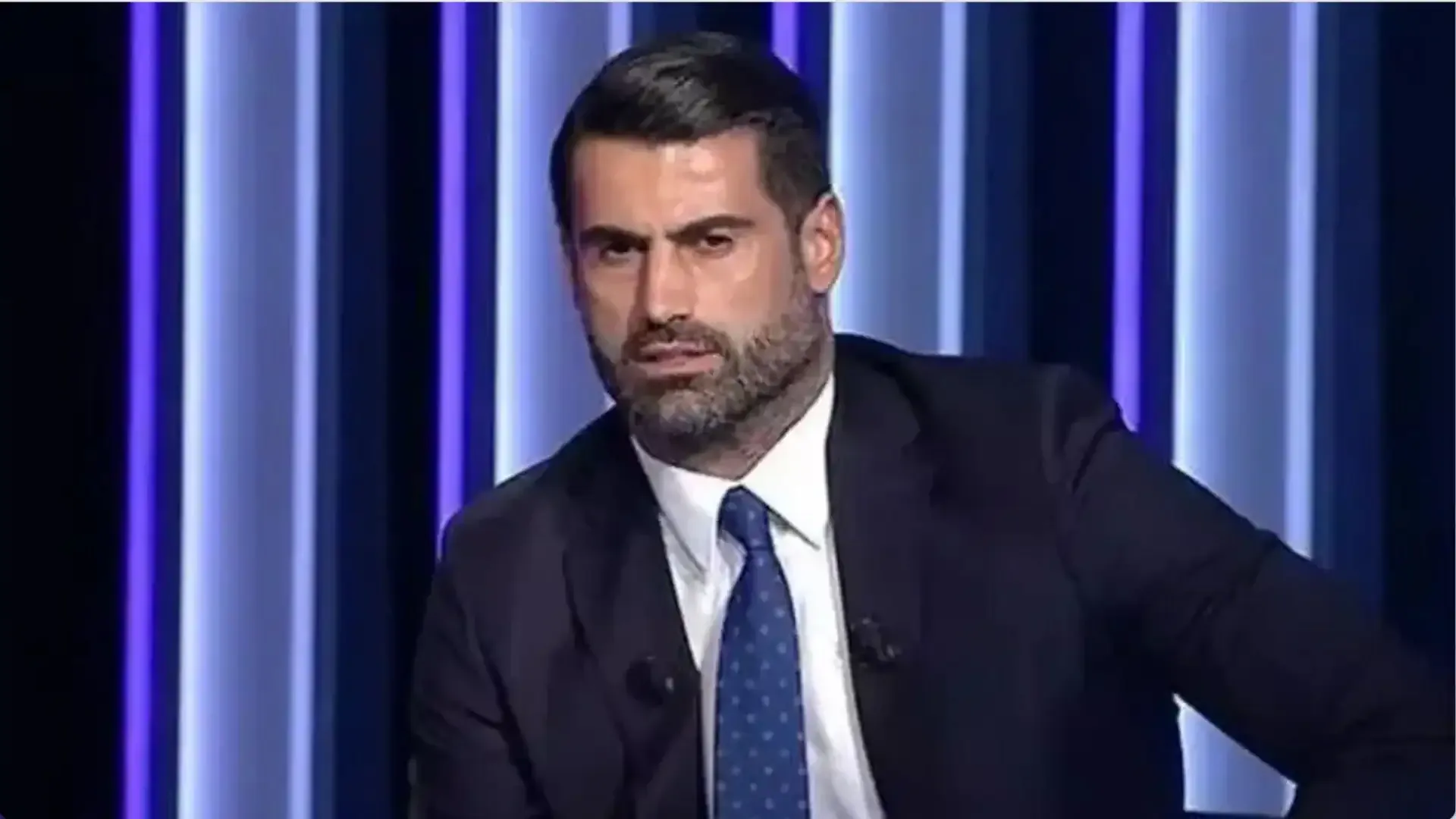 Volkan Demirel, derbi sonrası açtı ağzını yumdu gözünü