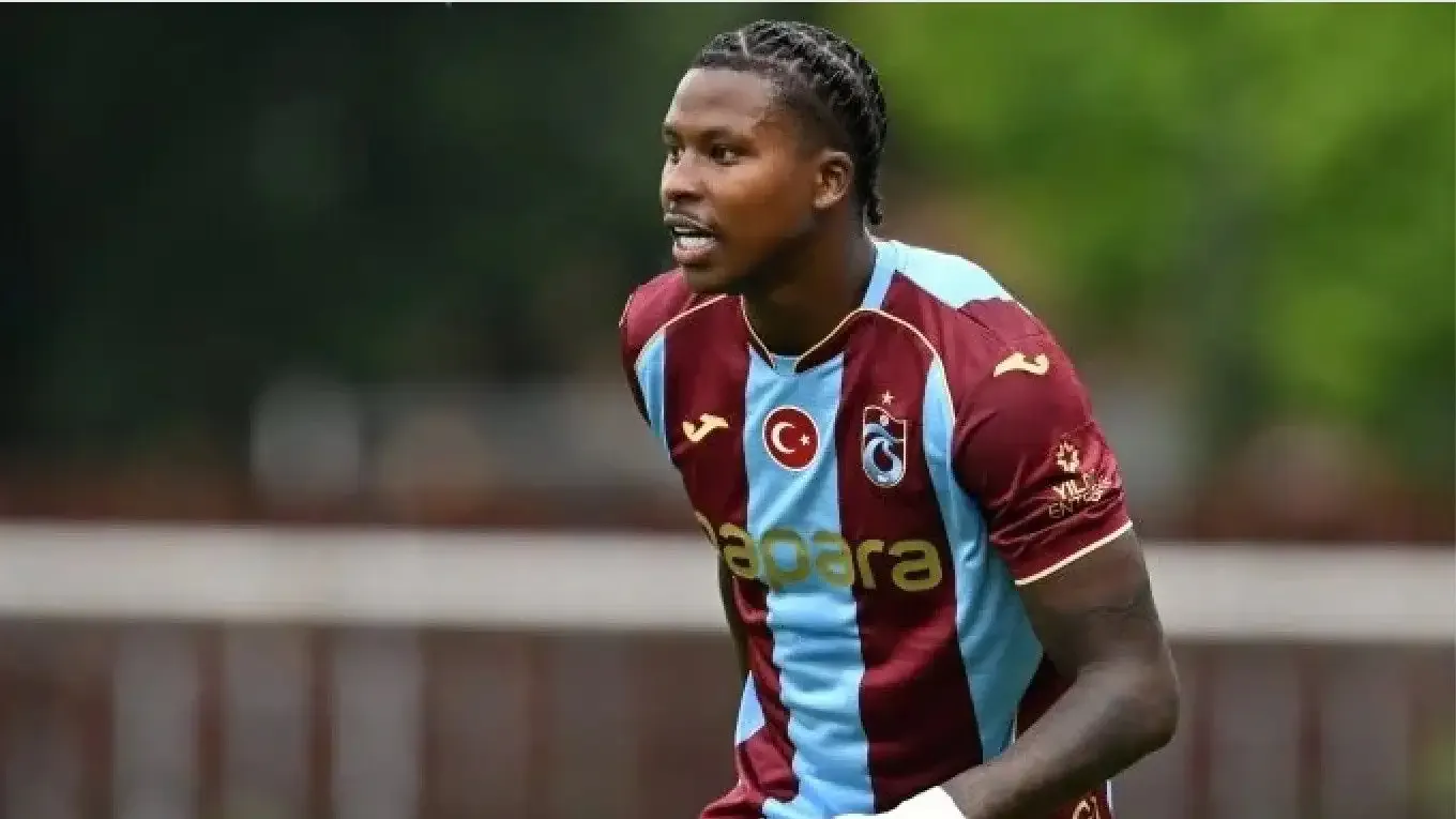 Trabzonspor'da Cabral kabusu! Avrupa'da ikinci kez kırmızı kart gördü