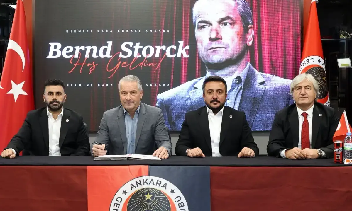 Bernd Storck'un imza töreni