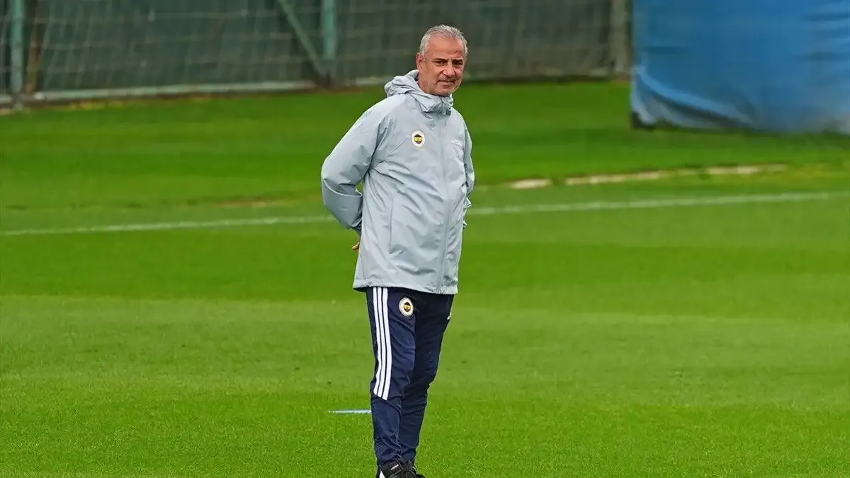 İsmail Kartal'dan futbolculara uyarı: Kadro değişiyor!