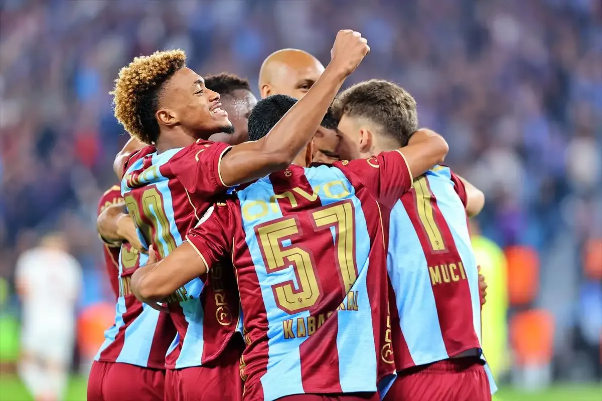 Trabzonspor'un Samsunspor maçı kamp kadrosu açıklandı! Hasretle beklenen isim döndü...