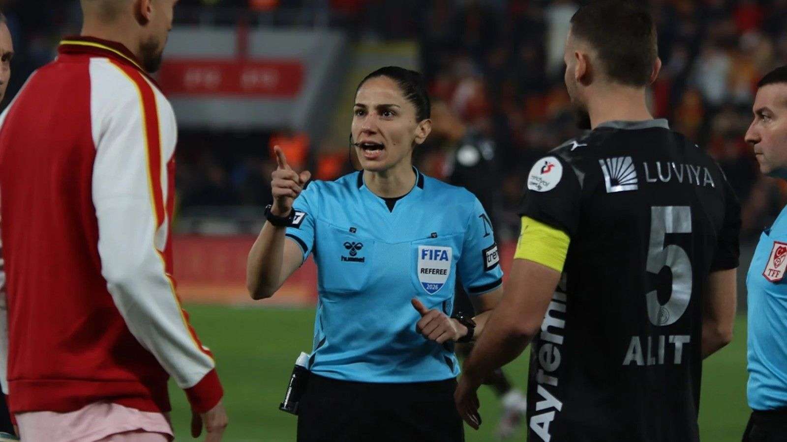 VAR bile kararından döndürememişti: MHK'dan Asen Albayrak'a ceza!