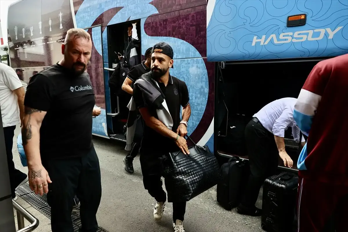 Trabzonspor kafilesi Finlandiya'ya gitti