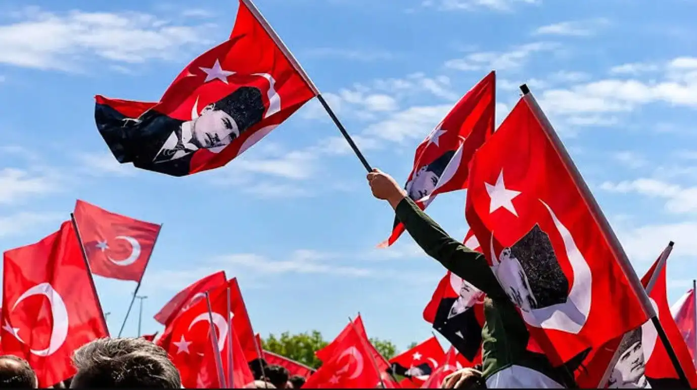 Spor camiası, 29 Ekim Cumhuriyet Bayramı'nı kutladı