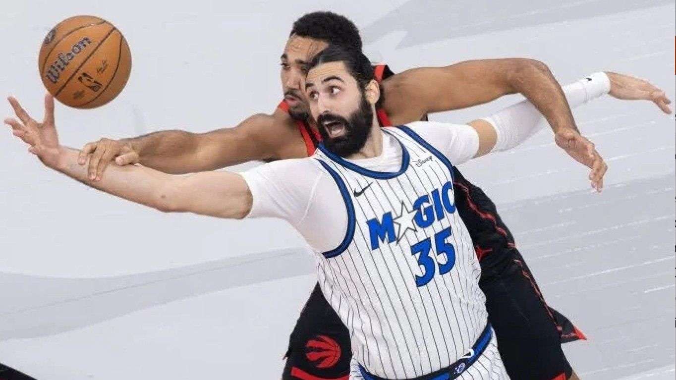 NBA Kupası'nda Barnes'ın 41 sayısı Toronto'yu kurtaramadı, Antetokounmpo'dan Triple-Double