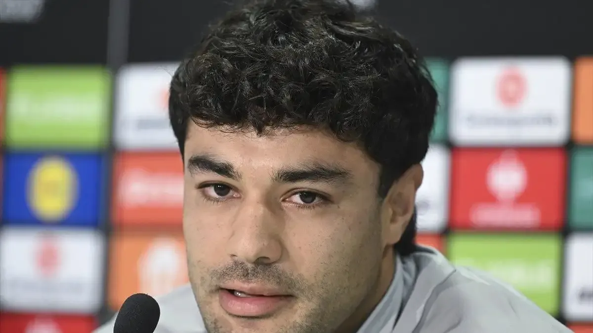 Ozan Kabak: "Bu zor günleri atlatacağız"