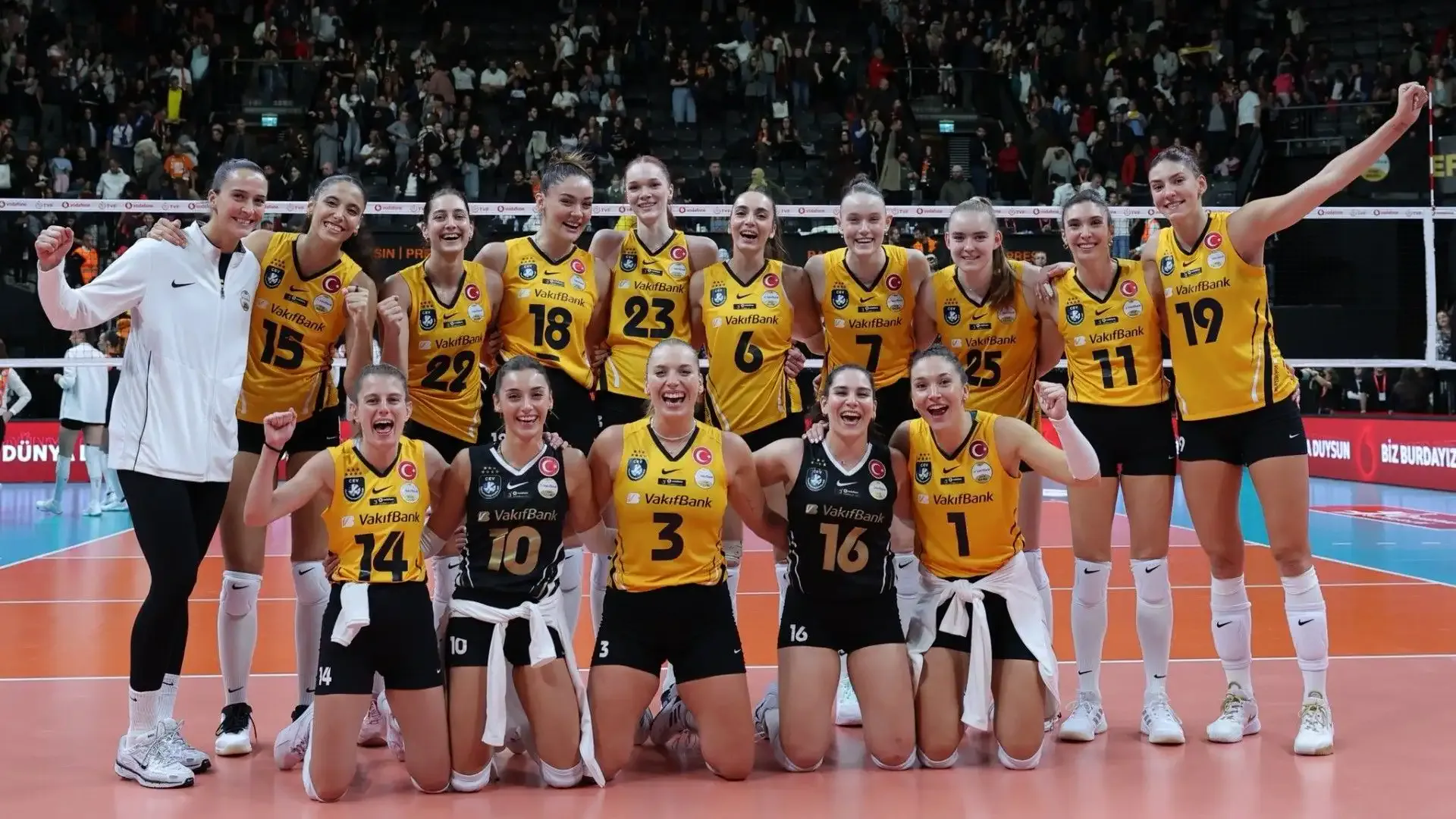  Eczacıbaşı Peron İstanbul - VakıfBank: 2-3 (Maç sonucu-yazılı özet)